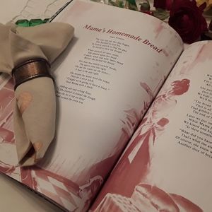 N/W/TAGS THANKFUL 16 DINNER NAPKINS OR PLACE MATS